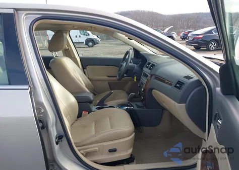 2010 Ford Fusion Sel z USA, uszkodzony, nr VIN 3FAHP0JG4AR407997